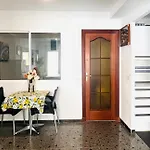 Alicante, Rue Piétonne ,plage, Climatisation Appartement *