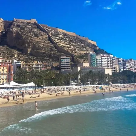 Apartamento Alicante, Rue Piétonne ,plage, Climatisation