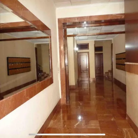 Alicante, Rue Piétonne ,plage, Climatisation *